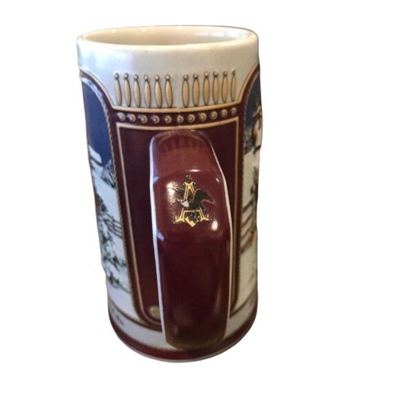 BUDWEISER BEER STEIN 1989 WINTER CLYDESDALES  CERMARTE EMBOSSED, 6 3/4" TALL - Picture 3 of 8
